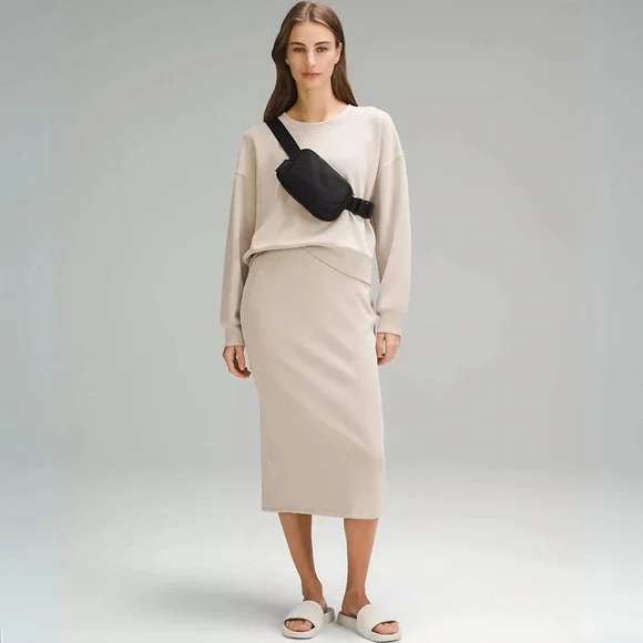 Lululemon Everywhere Crossbody Belt Bag 1L - Black - Picture 6 of 6